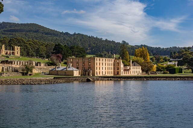 The Hobart Convict Penitentiary