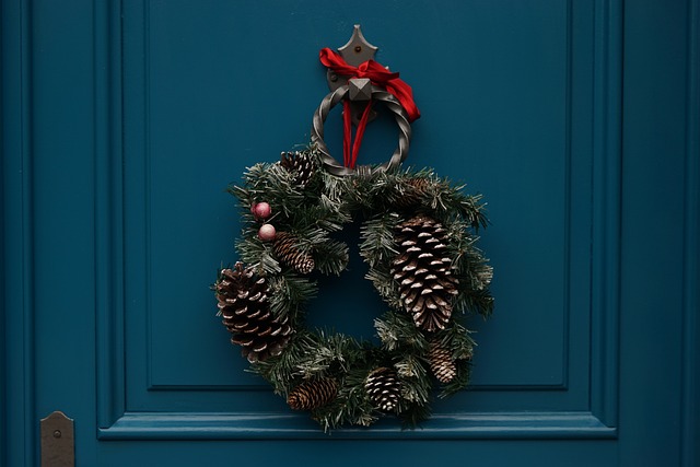 6 EASY TIPS TO MAKE YOUR CHRISTMAS MORE SUSTAINABLE