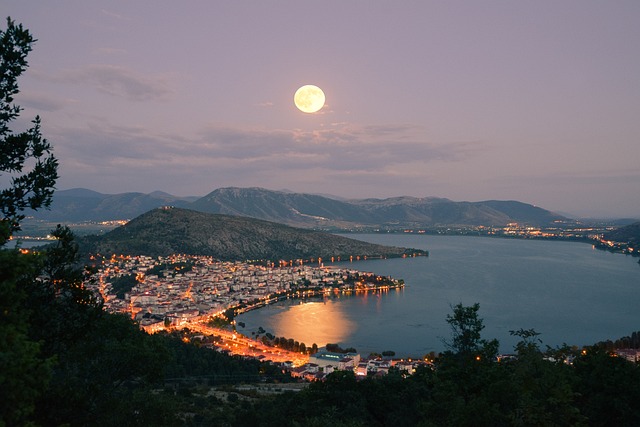 greek moon view
