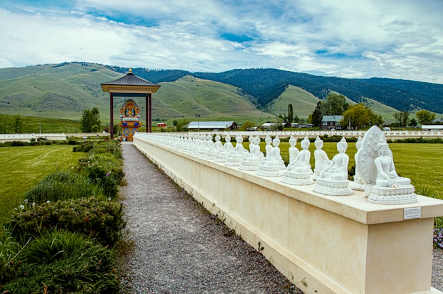 Garden of One Thousand Buddhas